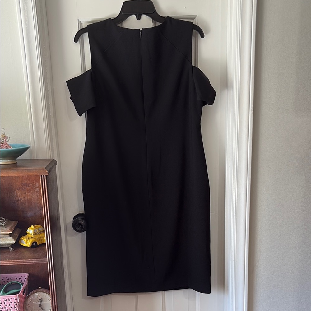 Chicos Elegant Black Cold Shoulder Dress - size 1.5